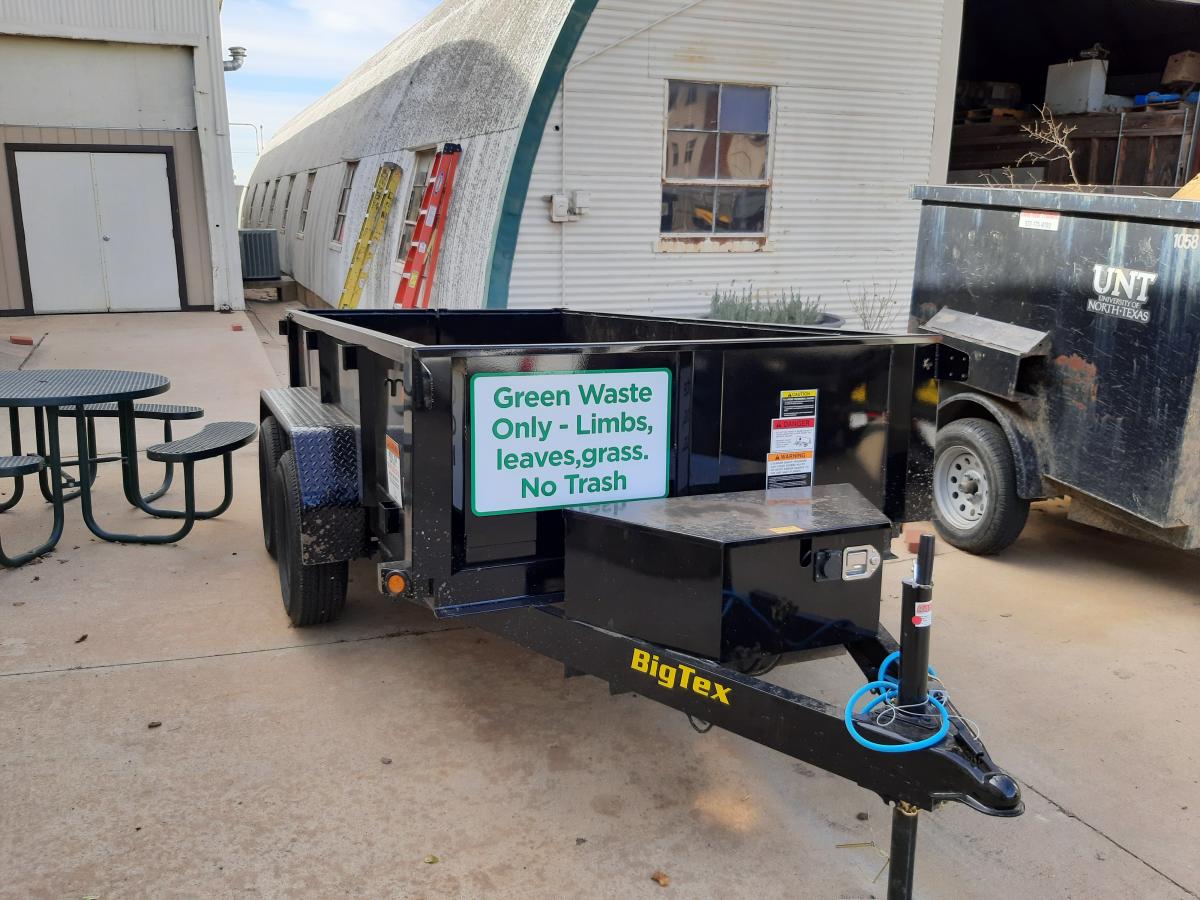 Photo of dump trailer used for organic matter only.